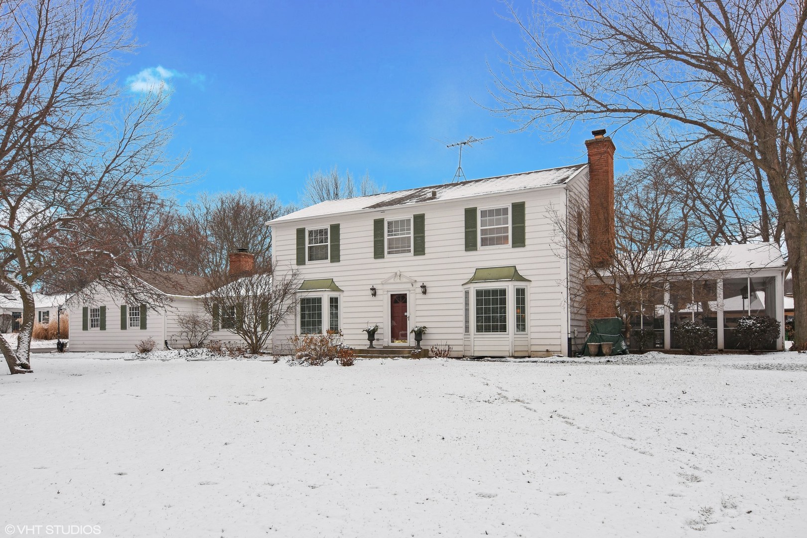 1863 West Tweed Road Inverness, IL 60067 - Photo 2 of 23
