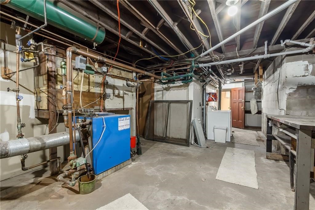 1363 Highland Avenue Rochester, NY 14620 - Photo 38 of 46