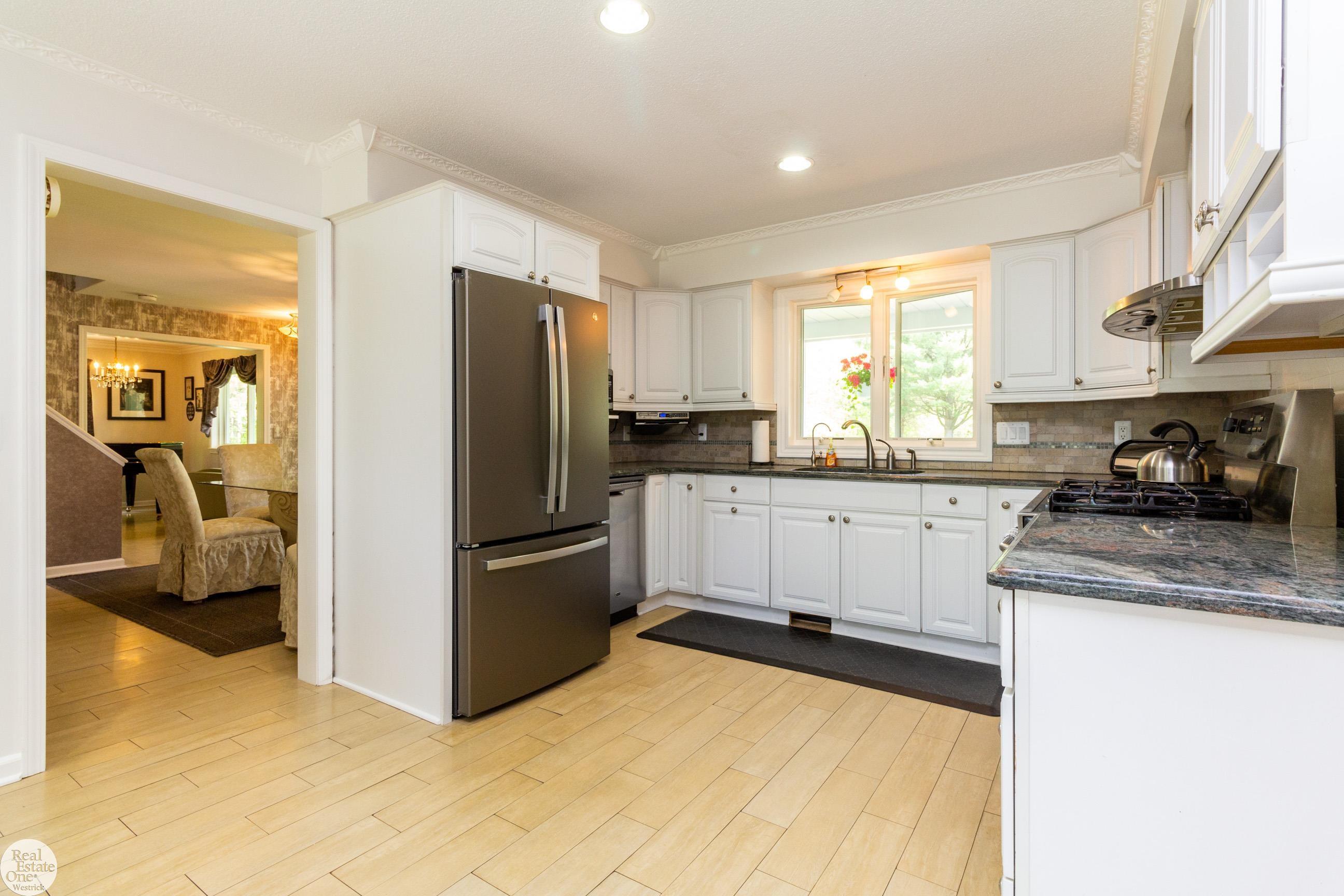 3728 Palms Road Casco, MI 48064 - Photo 19 of 72 50110332-18.JPG