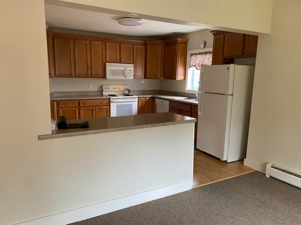 $359,000 | 38 East Proctor Road, Rutland Town, VT 05736