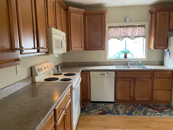 $359,000 | 38 East Proctor Road, Rutland Town, VT 05736