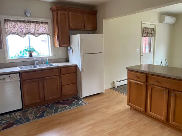 $359,000 | 38 East Proctor Road, Rutland Town, VT 05736