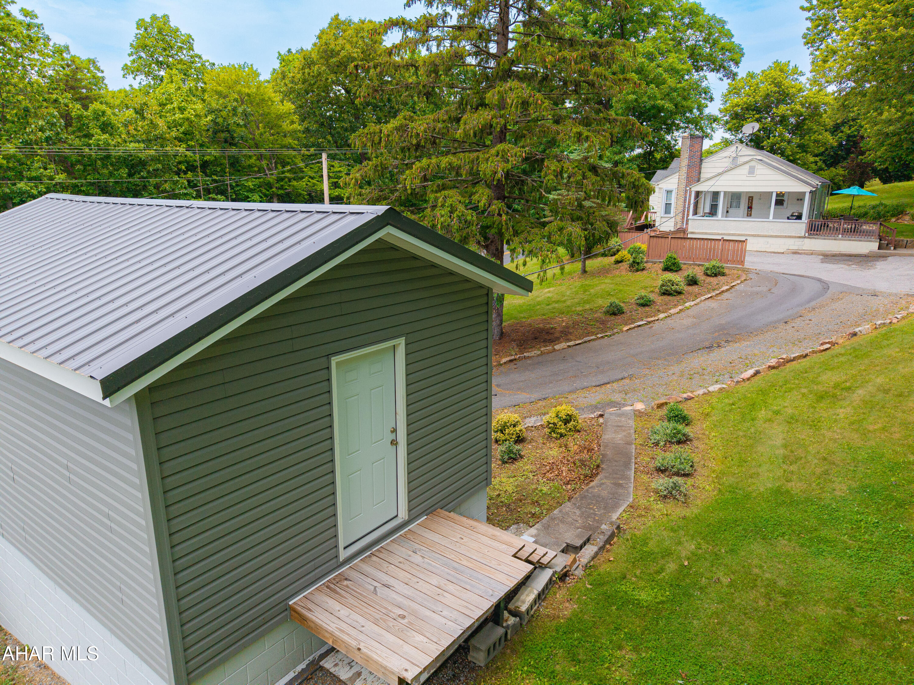 1048 Imlertown Road Bedford, PA 15522 - Photo 45 of 57