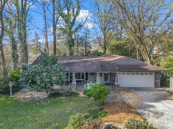 $549,000 | 54 Broadway, Tryon, NC 28782