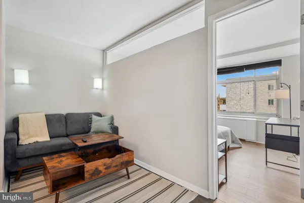 $3,500 | 2401 H Street Northwest, Unit 903, Washington, DC 20037