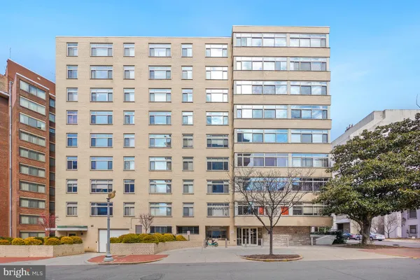 $3,500 | 2401 H Street Northwest, Unit 903, Washington, DC 20037