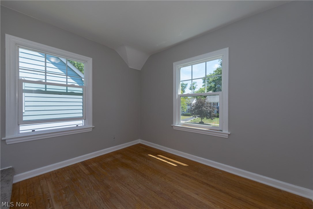 2228 Barrington Road Cleveland, OH 44118 - Photo 23 of 33 The Third Bedroom