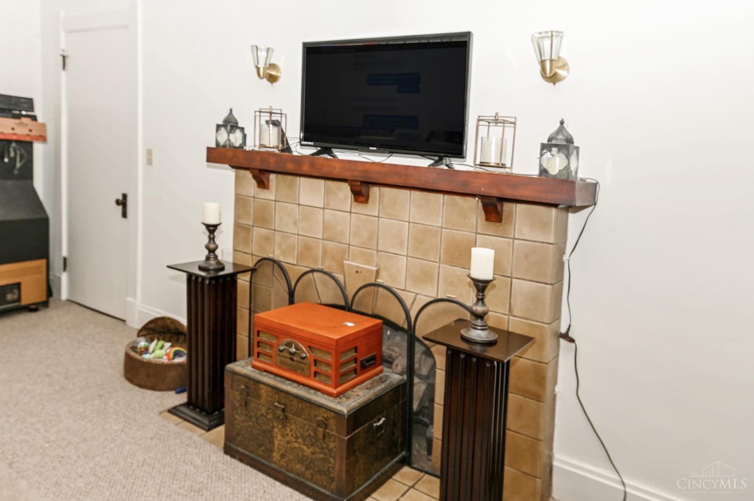 2598 Madison Road Cincinnati, OH 45208 - Photo 3 of 48 Gallery Image 3