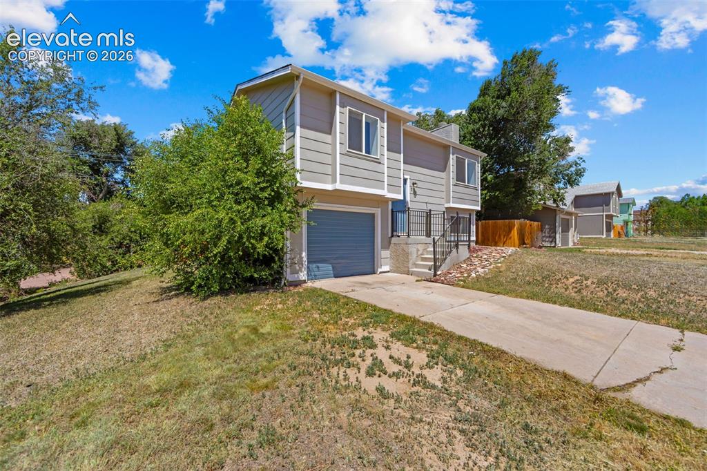 585 Blossom Field Road Fountain, CO 80817 - Photo 3 of 27
