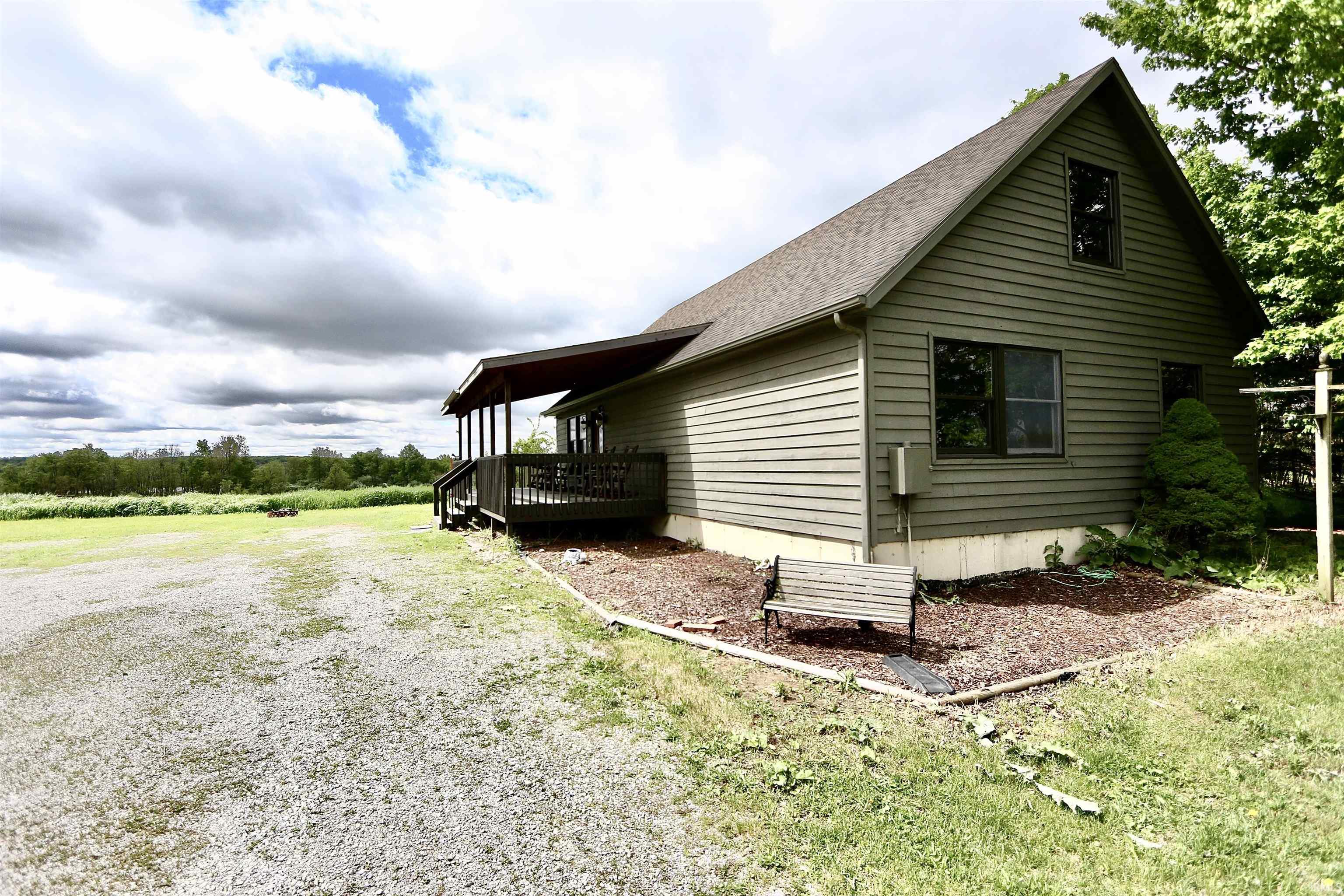 189 East State Road Fremont, IN 46737 - Photo 4 of 36