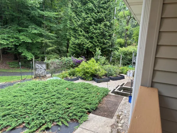 $450,000 | 10816 East X Y Avenue, Mendon, MI 49072