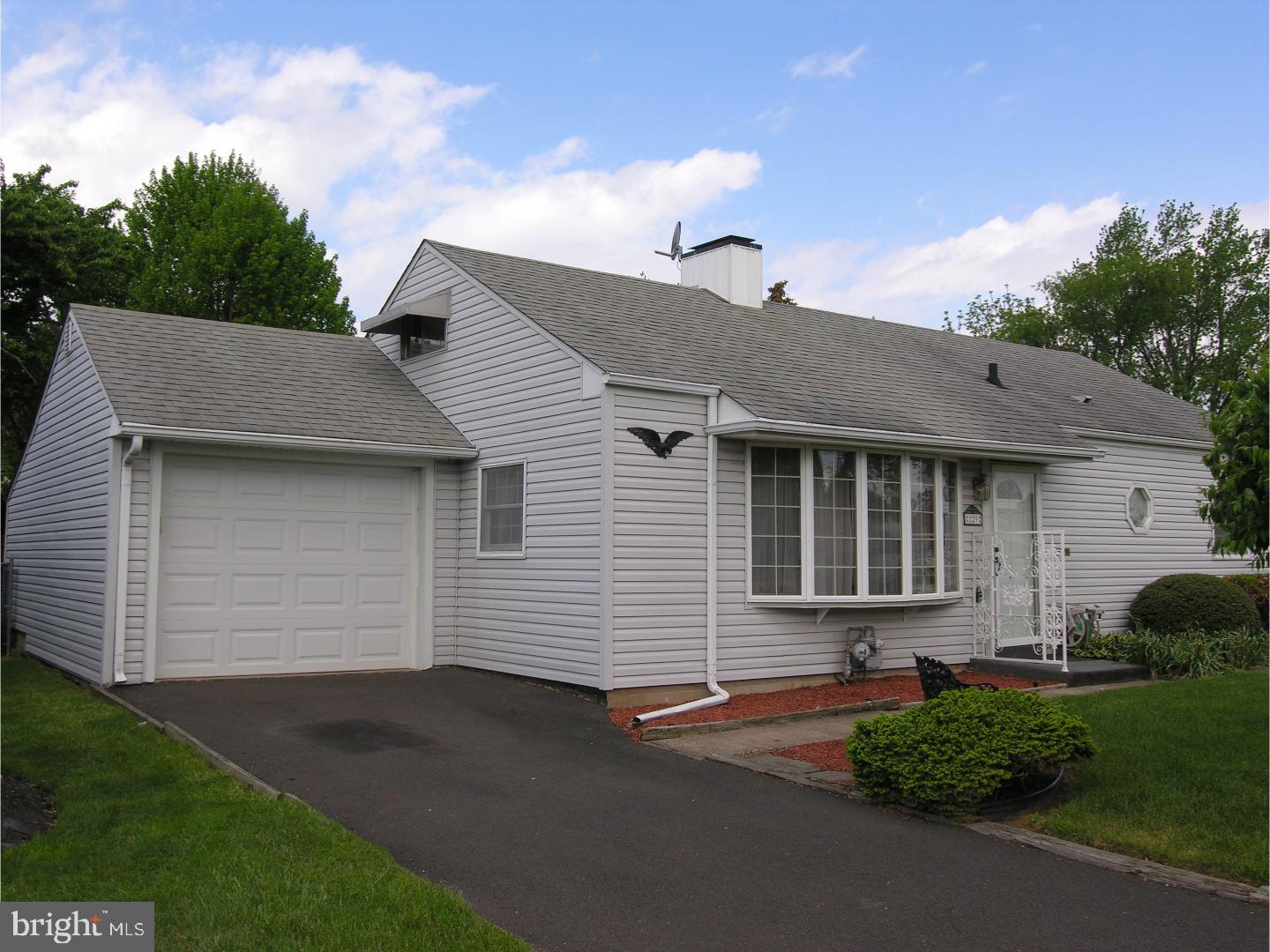229 Cardiff Road Fairless Hills, PA 19030 - Photo 3 of 16 Gallery Image 3