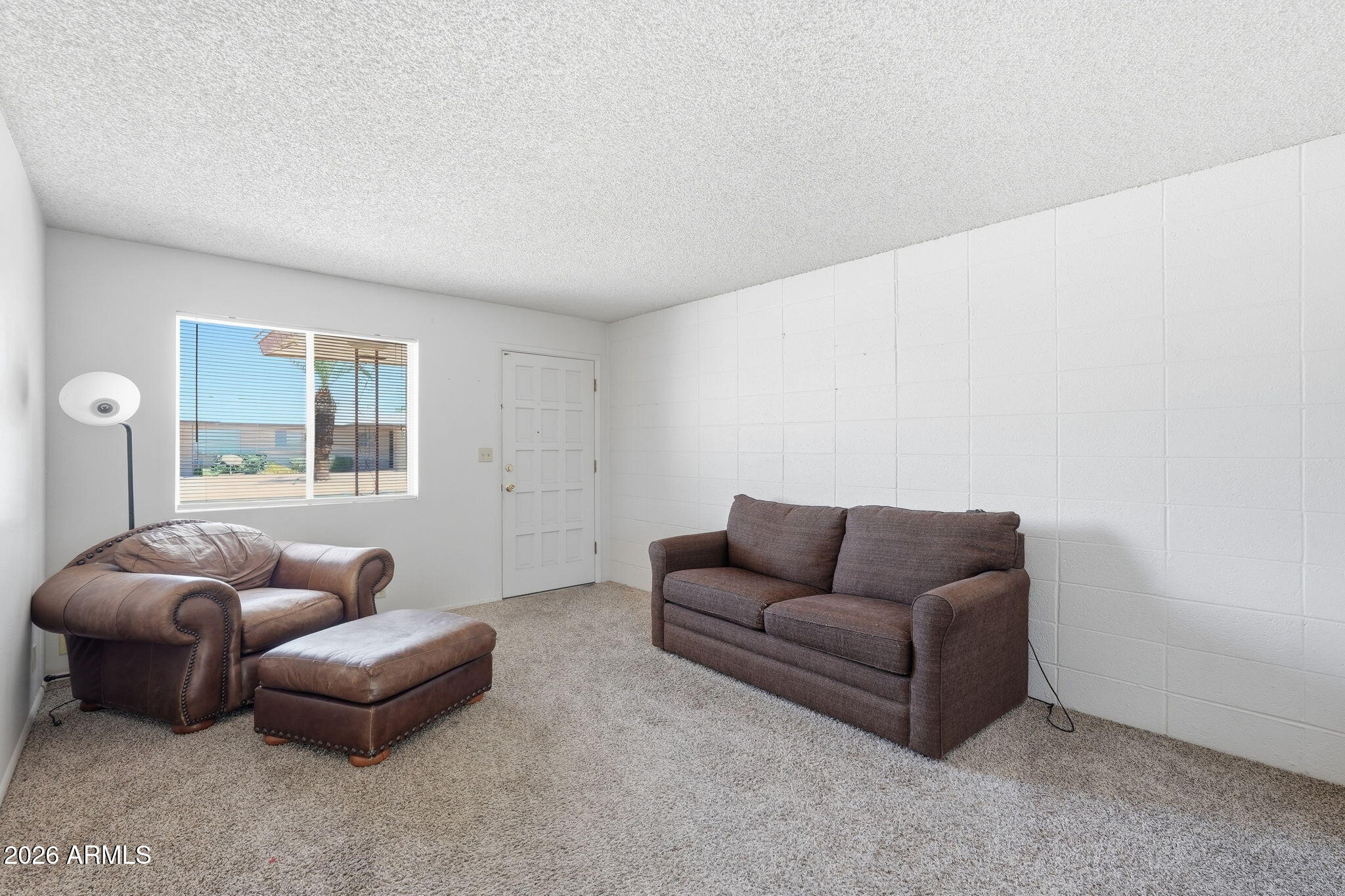 6035 Covina Road Mesa, AZ 85205 - Photo 5 of 40 Living Room