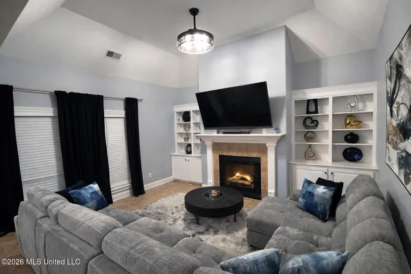 $520,000 | 6459 Carson Drive, Olive Branch, MS 38654