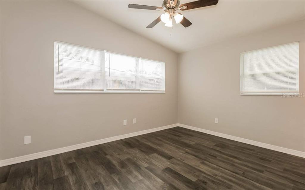 1604 Fairview Avenue Lakeland, FL 33803 - Photo 5 of 9