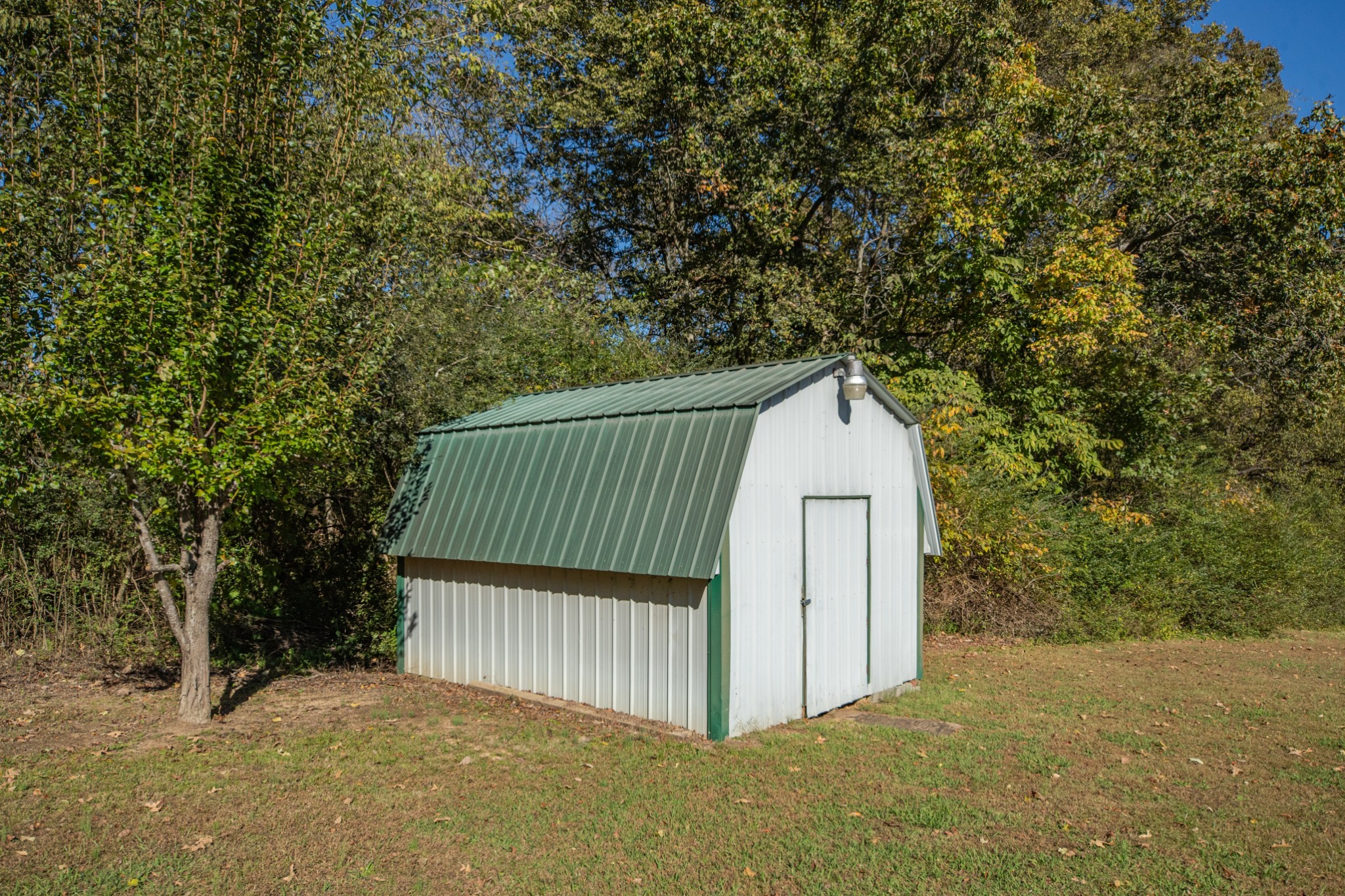 990 Community Road Nunnelly, TN 37137 - Photo 47 of 62