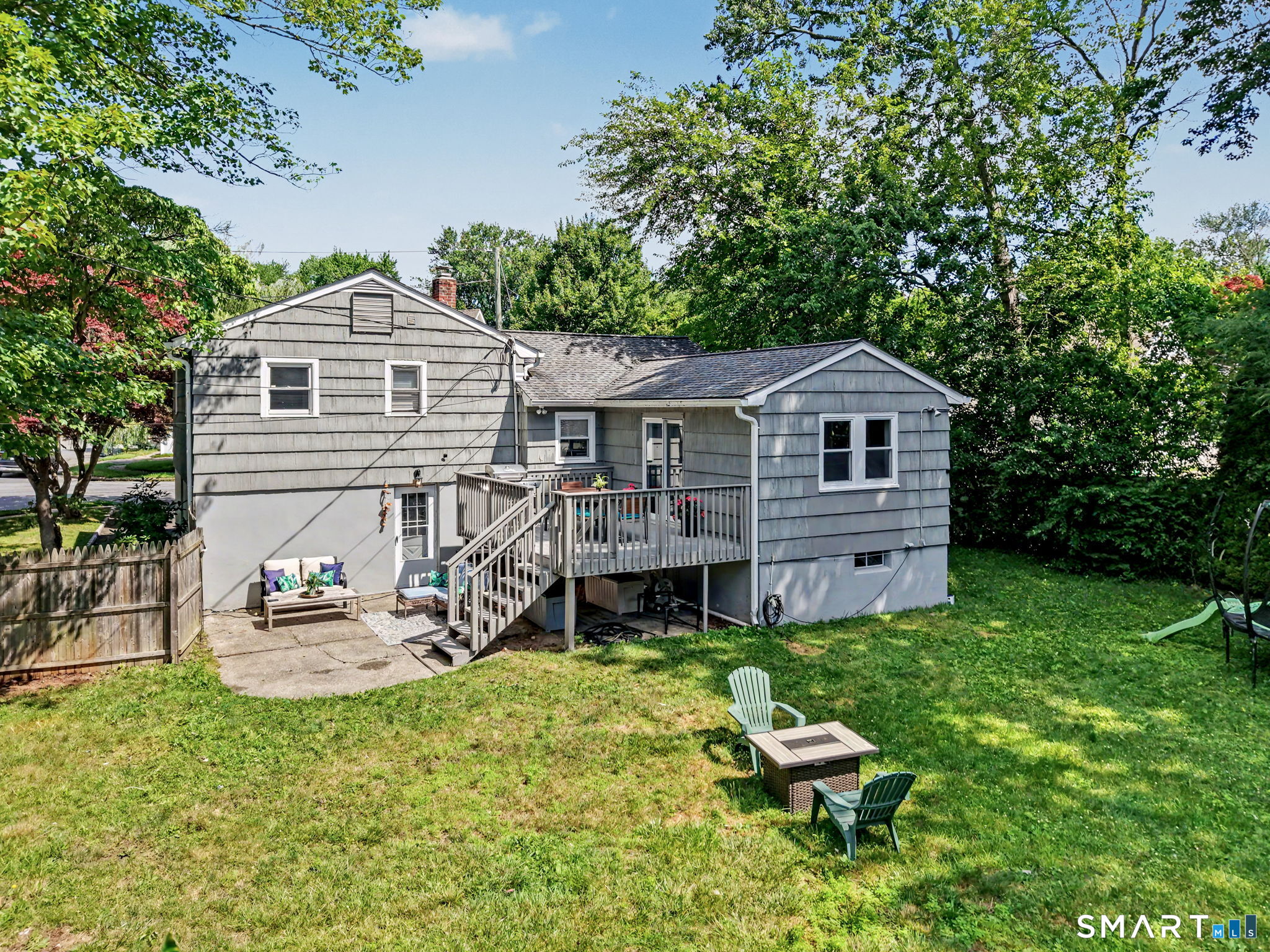 163 Windsor Road Fairfield, CT 06824 - Photo 23 of 25
