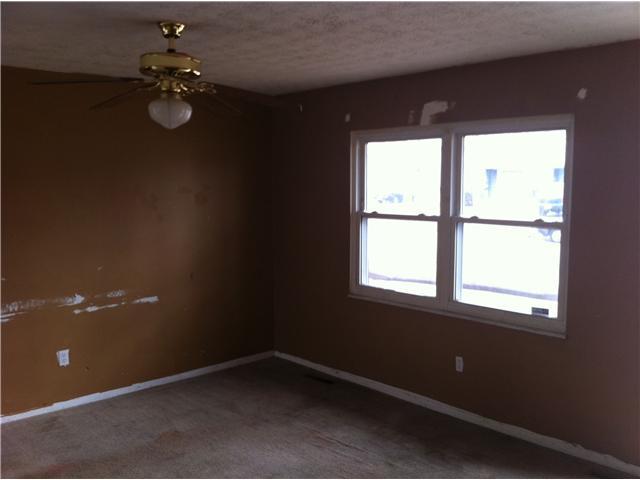 3377 Everson Road West Columbus, OH 43232 - Photo 5 of 10 Gallery Image 5