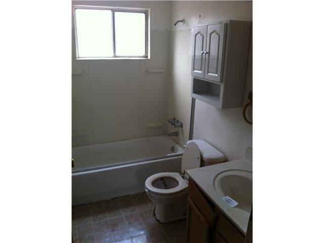 3377 Everson Road West Columbus, OH 43232 - Photo 9 of 10 Gallery Image 9