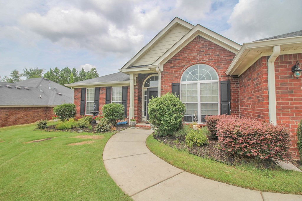 512 Whitby Street Grovetown, GA 30813 - Photo 2 of 32