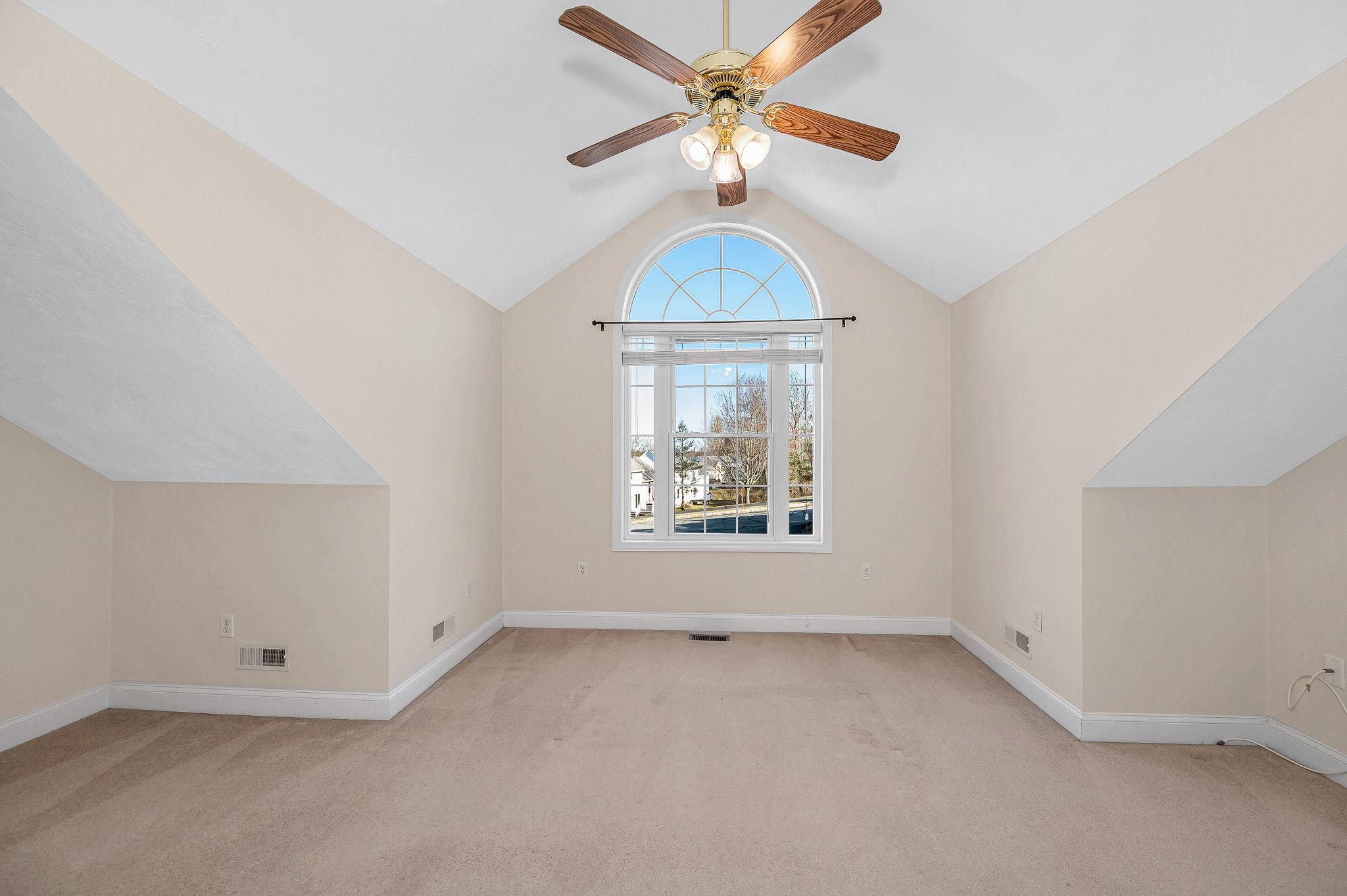 2 Prestwick Trail Nashua, NH 03062 - Photo 33 of 42