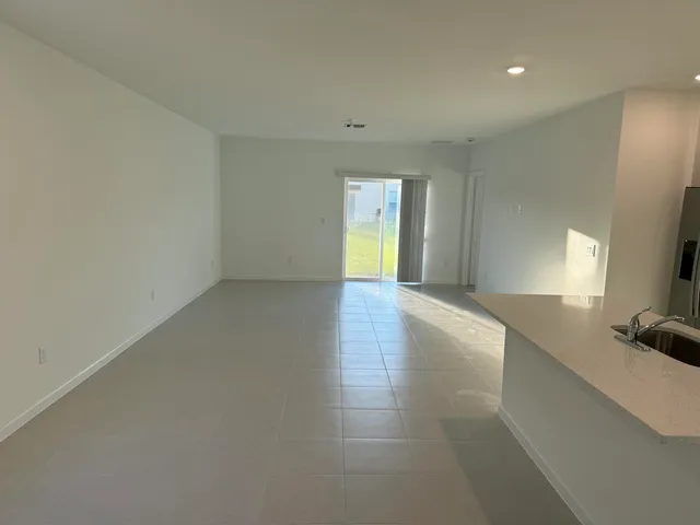 $3,000 | 5916 Northwest Sweetwood Drive, Port St. Lucie, FL 34987