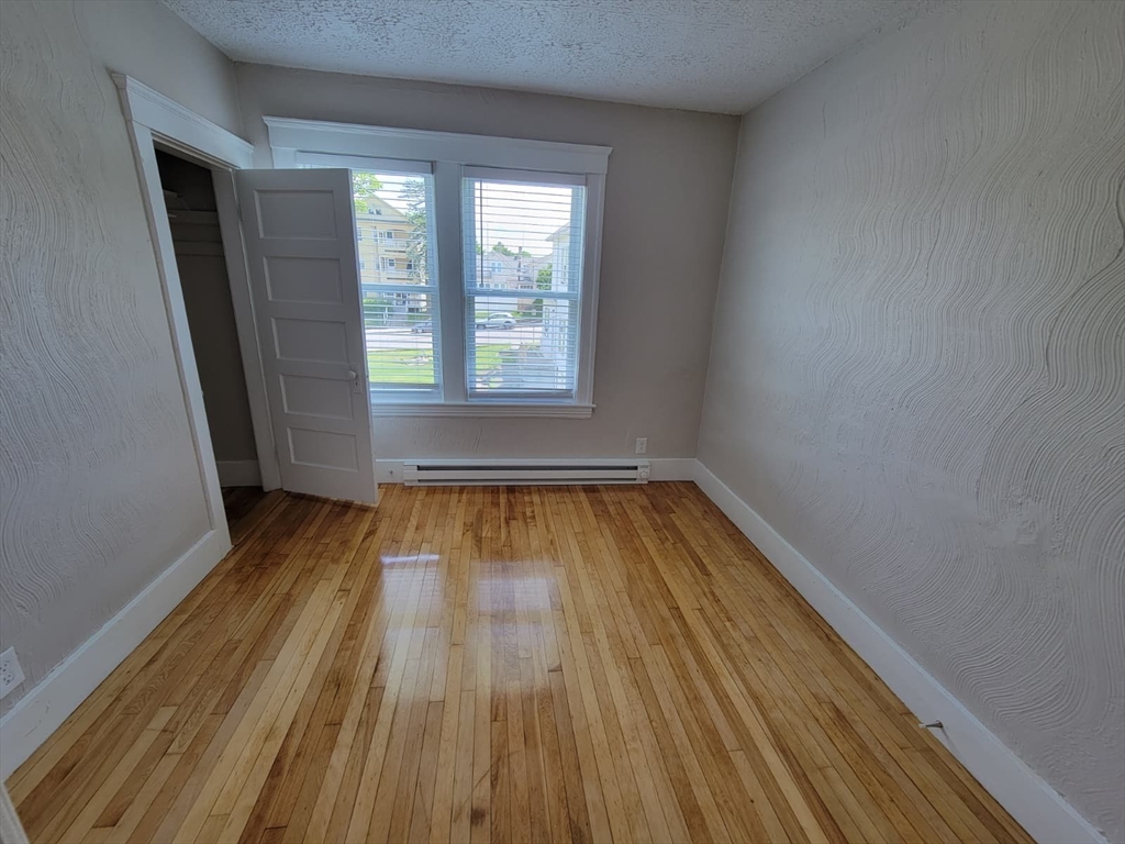 14 Caroline Street Worcester, MA 01604 - Photo 11 of 11
