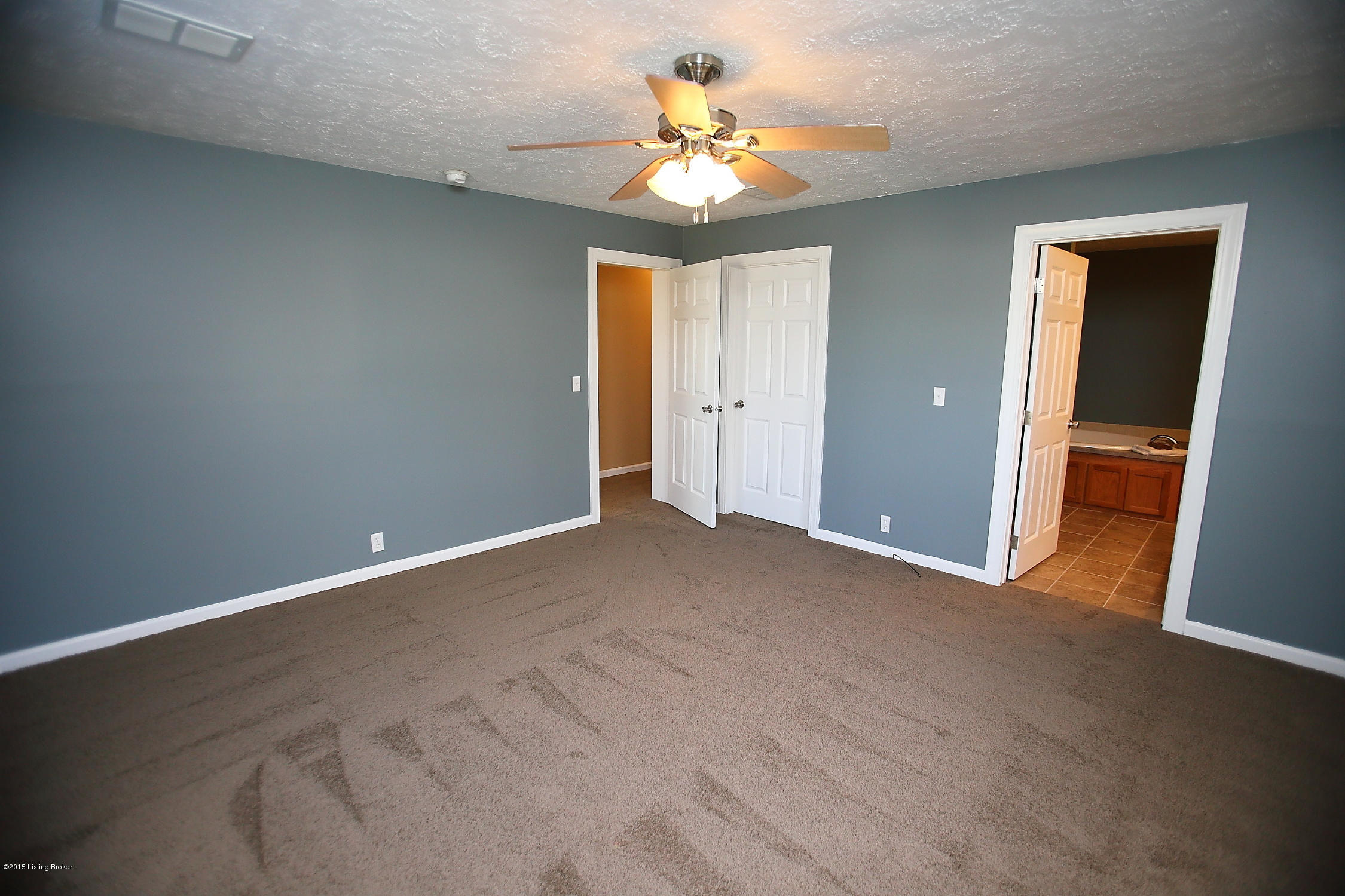 6154 Moorman Road Louisville, KY 40272 - Photo 16 of 32 Master Bedroom