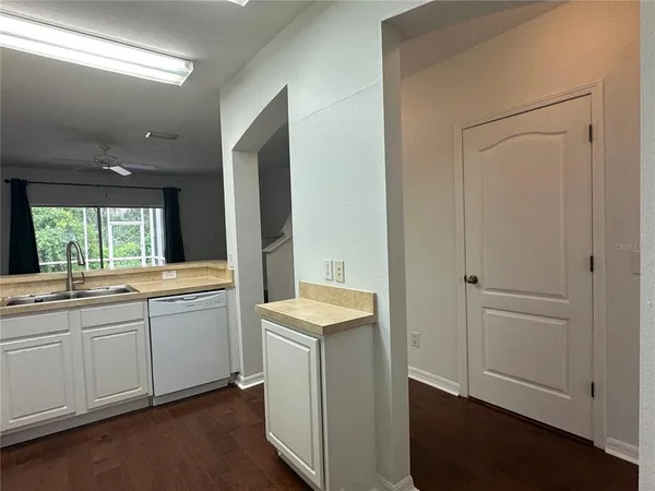 $1,850 | 5720 Fishhawk Ridge Drive, Lithia, FL 33547