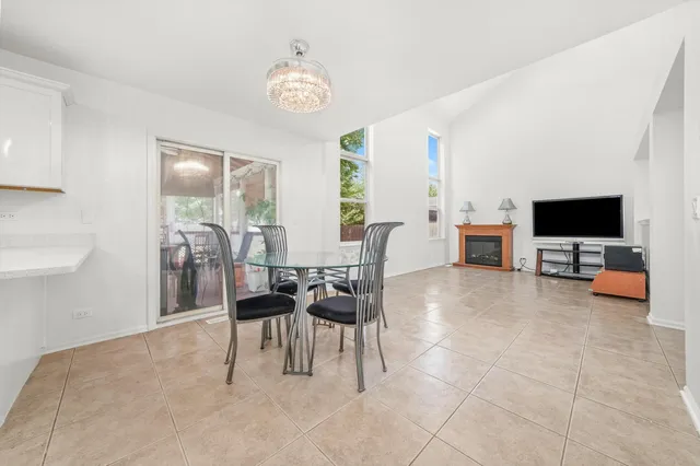 $359,900 | 372 White Tail Drive, Grayslake, IL 60030