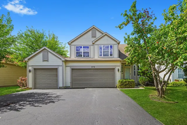 $359,900 | 372 White Tail Drive, Grayslake, IL 60030
