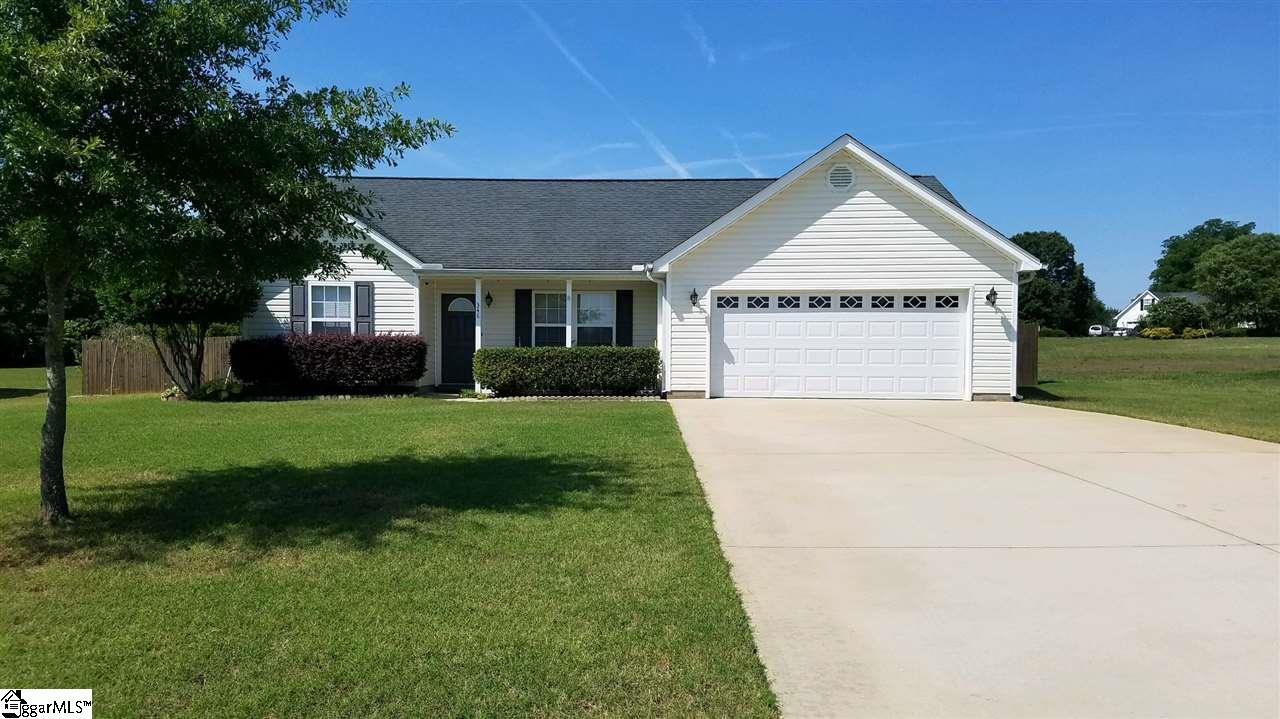 348 Bright Farm Road Duncan, SC 29334 - Photo 1 of 16