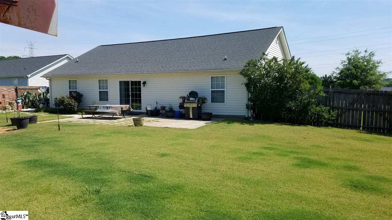 348 Bright Farm Road Duncan, SC 29334 - Photo 11 of 16
