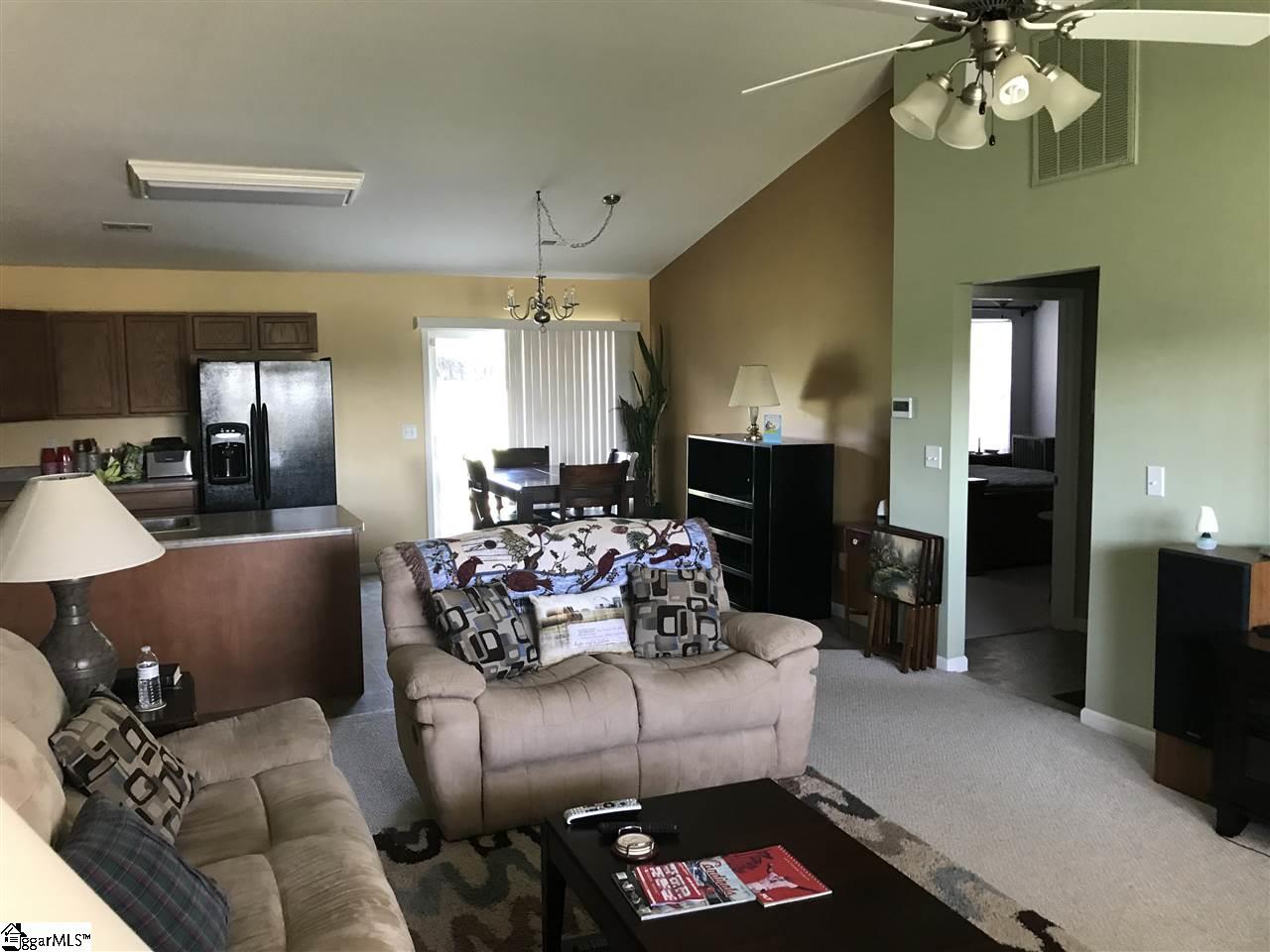 348 Bright Farm Road Duncan, SC 29334 - Photo 10 of 16