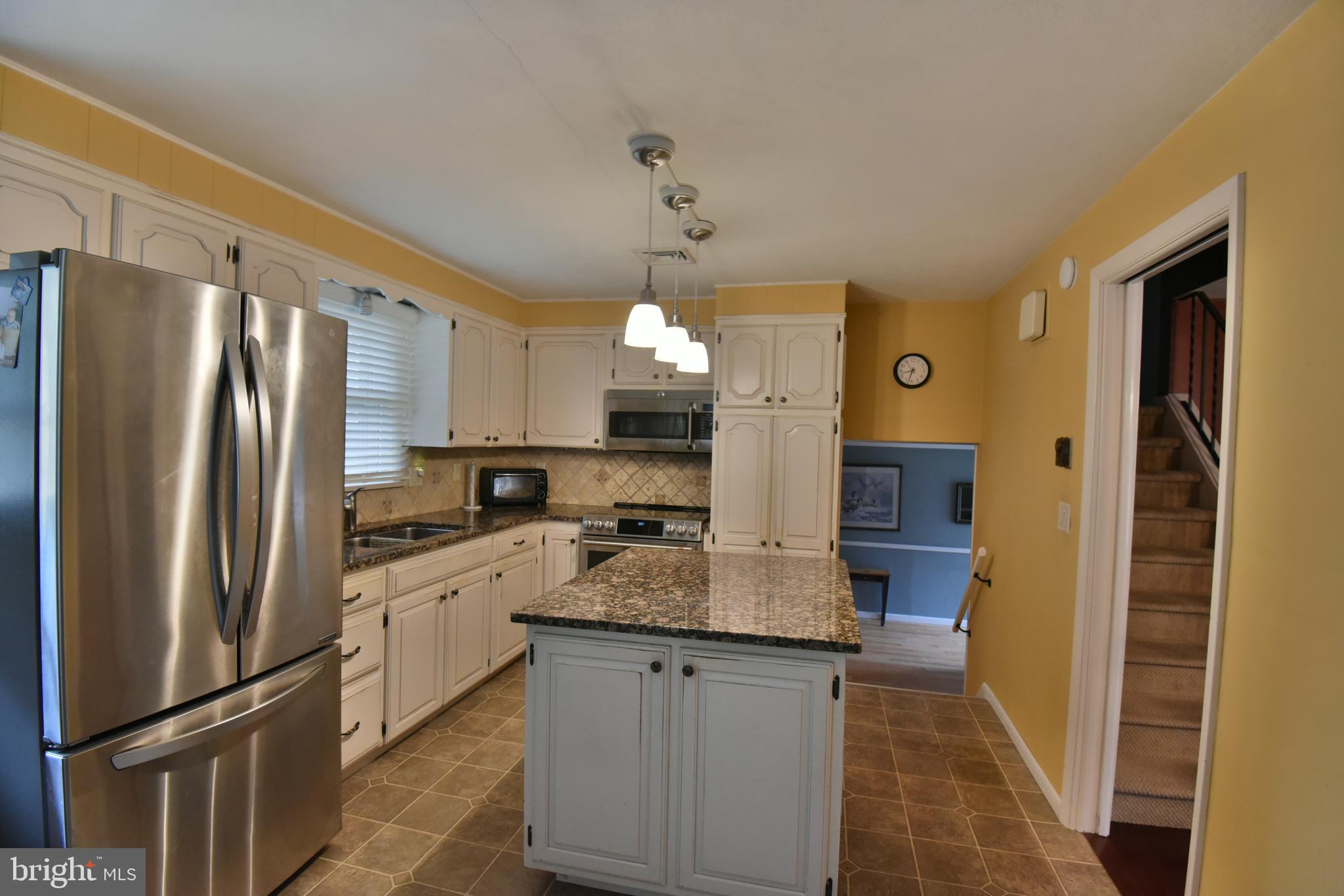 12 Briar Road Lebanon, PA 17042 - Photo 7 of 30 Gallery Image 7
