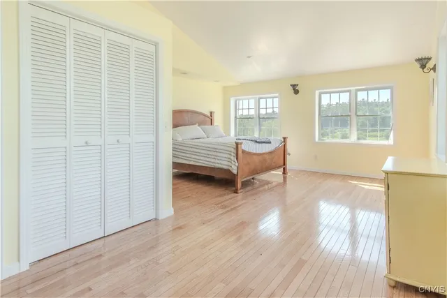 $693,700 | 40790 Head Island Road, Clayton, NY 13624