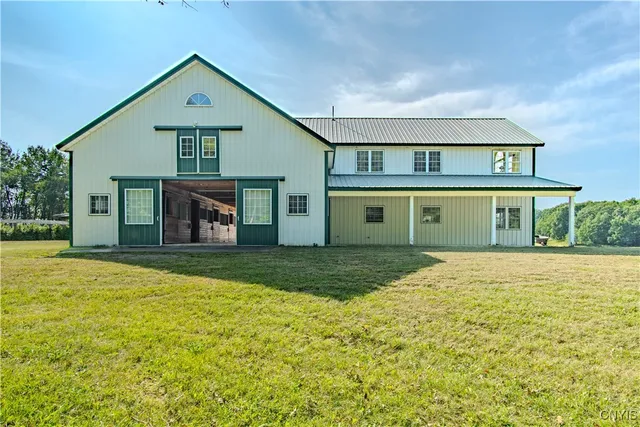 $693,700 | 40790 Head Island Road, Clayton, NY 13624