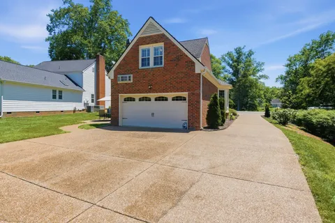 $825,000 | 166 Cottonwood Drive, Franklin, TN 37069