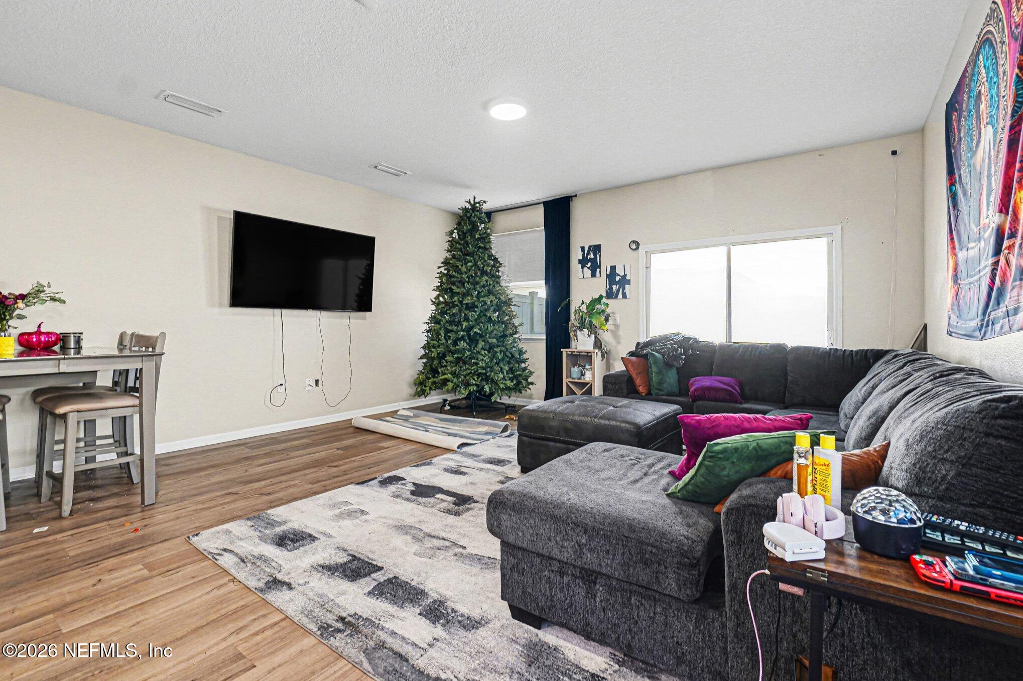 7811 Merchants Way Jacksonville, FL 32222 - Photo 4 of 15 001_file_6453