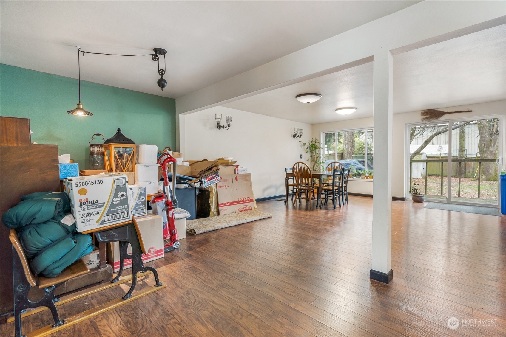 3913 South 322nd Street Federal Way, WA 98001 - Photo 11 of 34