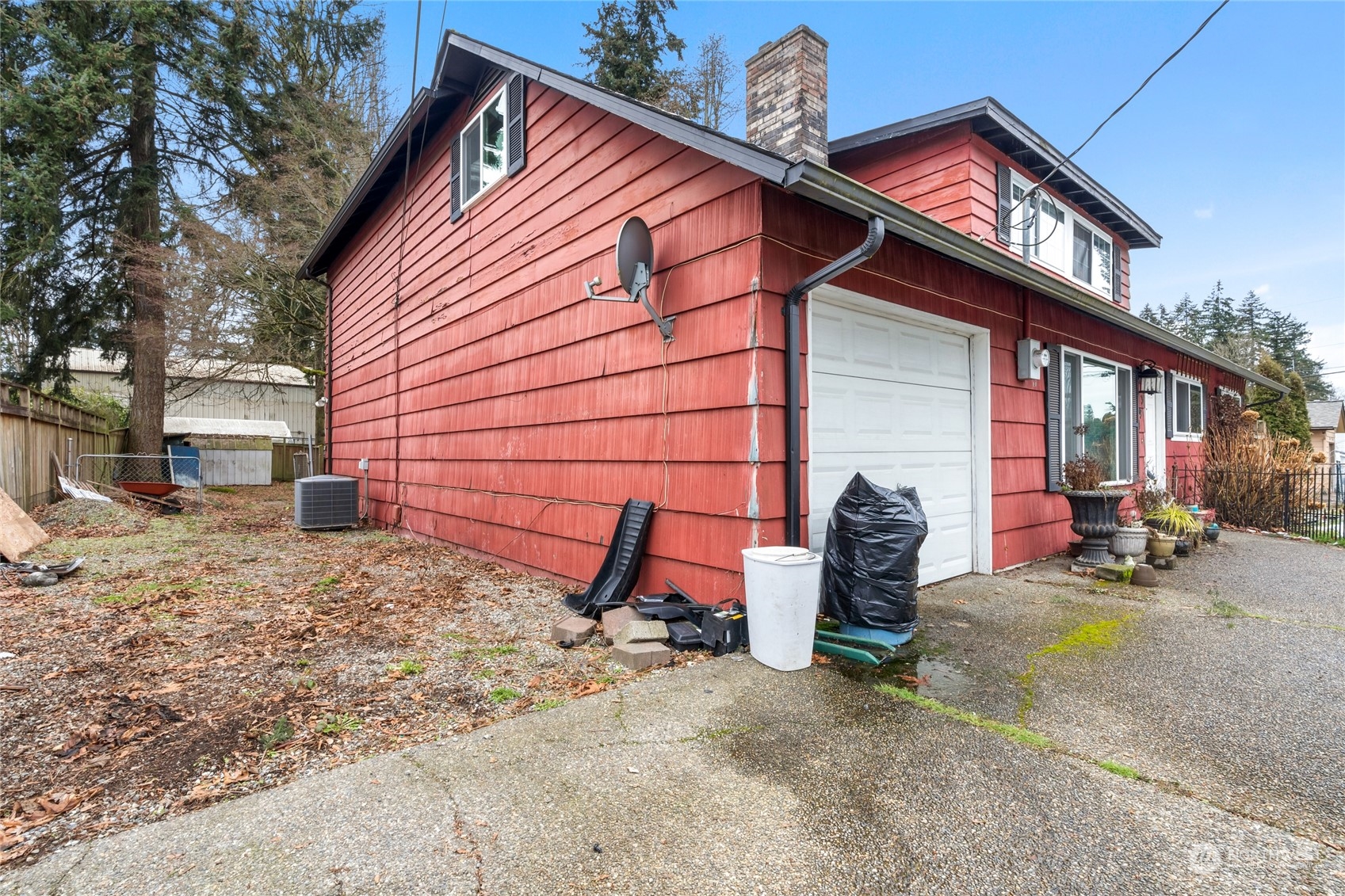 3913 South 322nd Street Federal Way, WA 98001 - Photo 2 of 34