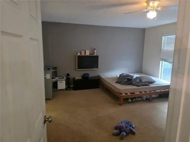 $254,900 | 828 Tradd Court, Stone Mountain, GA 30087