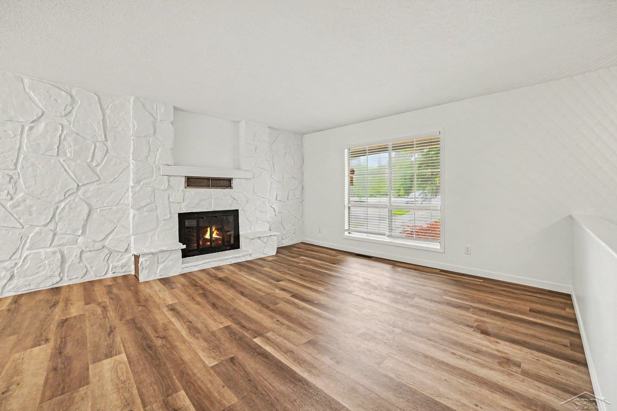 3095 Midland Road Saginaw, MI 48603 - Photo 4 of 27 Gallery Image 4