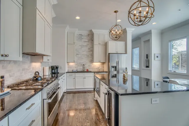 $5,495 | 2125 Acklen Avenue, Unit B, Nashville, TN 37212