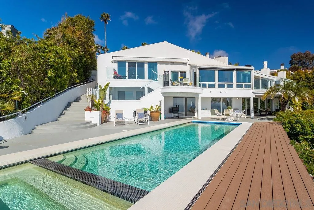 925 Havenhurst Drive La Jolla, CA 92037 - Photo 13 of 17 a front view of a house with swimming pool