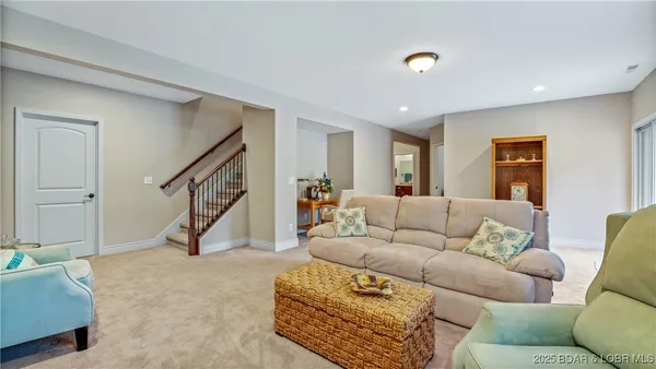 $524,900 | 412 Country Ridge Drive, Camdenton, MO 65020