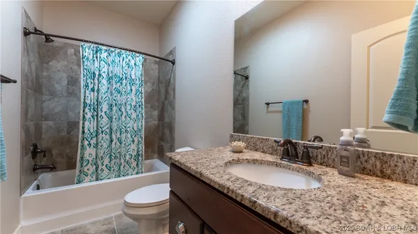 $524,900 | 412 Country Ridge Drive, Camdenton, MO 65020