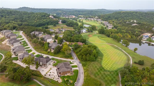 $524,900 | 412 Country Ridge Drive, Camdenton, MO 65020