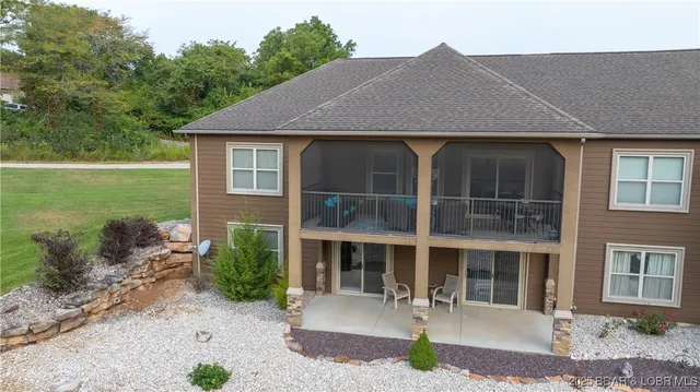 $524,900 | 412 Country Ridge Drive, Camdenton, MO 65020