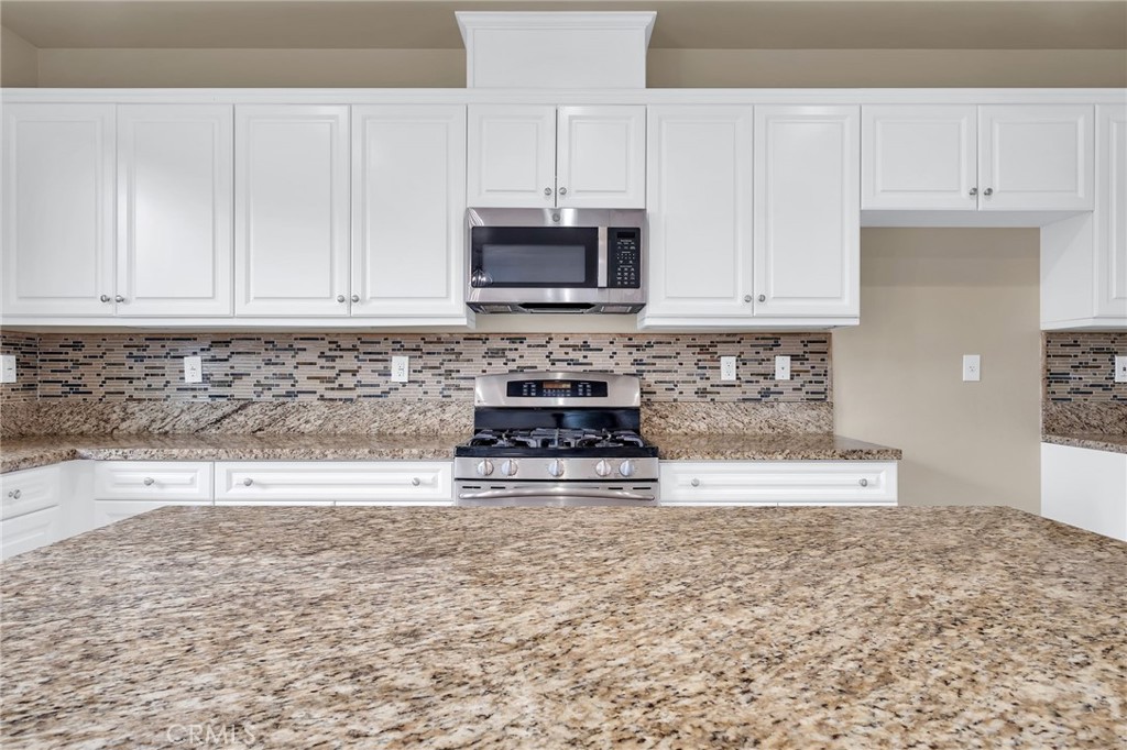 3301 Terrace Ridge Lane Long Beach, CA 90755 - Photo 16 of 62